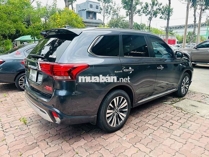 OUTLANDER 2.0 CVT PREMIUM - SX 2024, ODO 11.500 KM