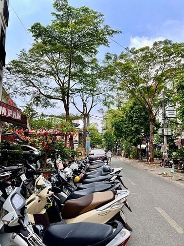 Bán nhà mặt ngõ 158 Hồng Mai - Diện tích 51m2 Kinh doanh sầm uất