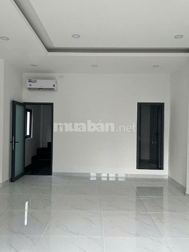 Chủ cần cho thuê căn nhà mới đường Lý Chính Thắng p8 Q3 