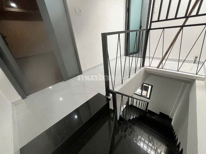 Chủ cần cho thuê căn nhà mới đường Lý Chính Thắng p8 Q3 