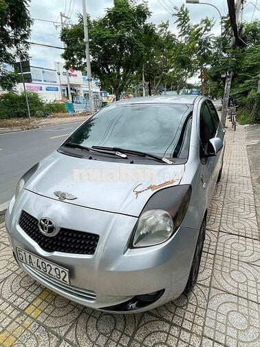 Toyota Yaris 2008 1.3 AT - 64545 km