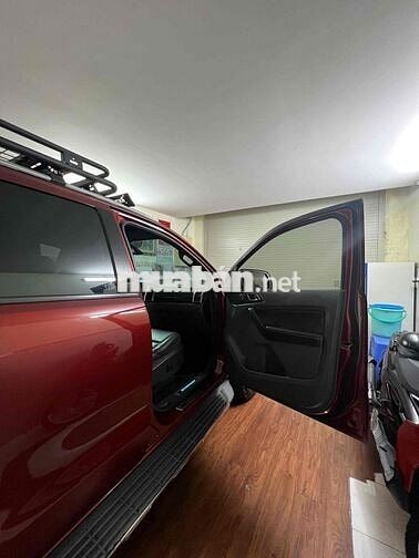 Ford Everest 2016 Titanium 2.2L 4x2 AT - 110000 km
