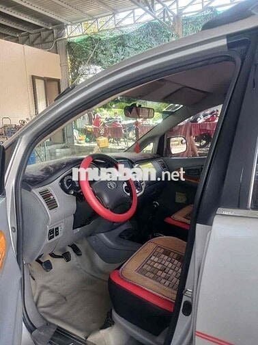 Toyota Innova 2008 J