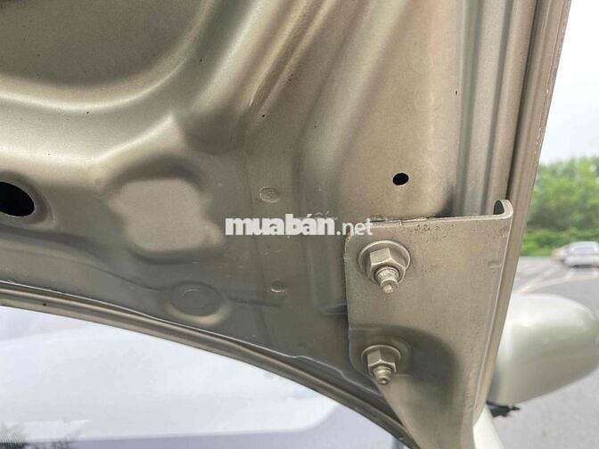 Nissan Grand livina 2010 1.8 AT