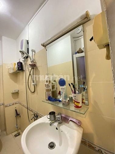 Nhà nở hậu nhẹ, Lâm Văn Bền 4x15m