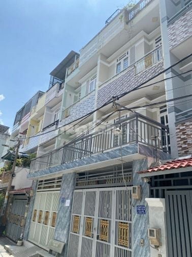 Cần bán nhà đường nội bộ xe hơi Lê văn lương ngay cầu Long Kiểng
