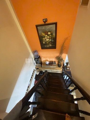 Nhà nở hậu nhẹ, Lâm Văn Bền 4x15m
