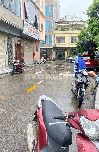 Bán gấp 65m2 đất cự khối phân lô oto đỗ cửa 11,5 tỷ có thương lượng
