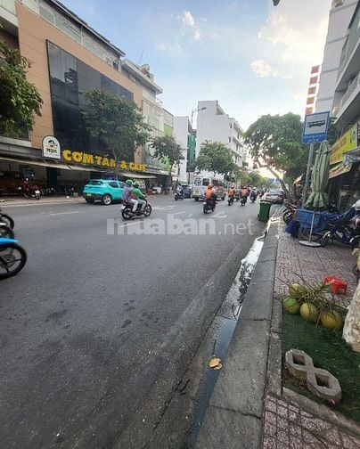 Bán nhà 2 MT H.8m Bạch Đằng. DTSD 62m2. Trệt 2 lầu st. Kinh Doanh được