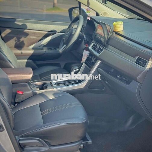 Mitsubishi Xpander 2023 AT Premium - 30000 km
