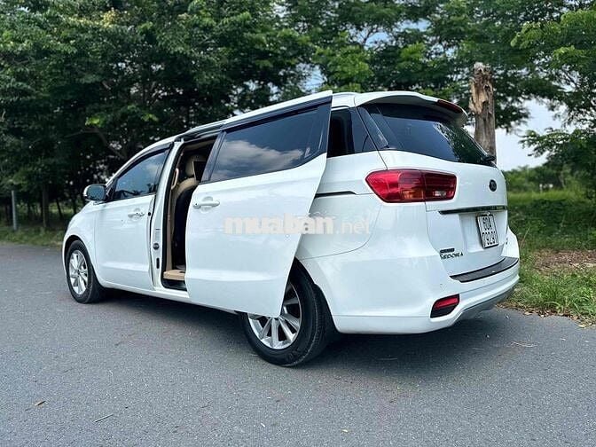 Kia Sedona 2019 2.2 DAT Luxury - 90 km