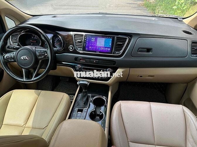 Kia Sedona 2019 2.2 DAT Luxury - 90 km