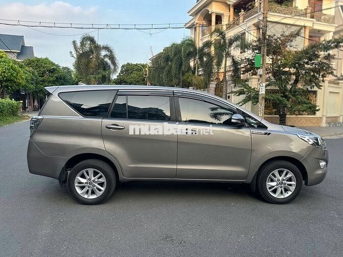 Toyota Innova 2.0E 2017 - ĐẸP ÊM