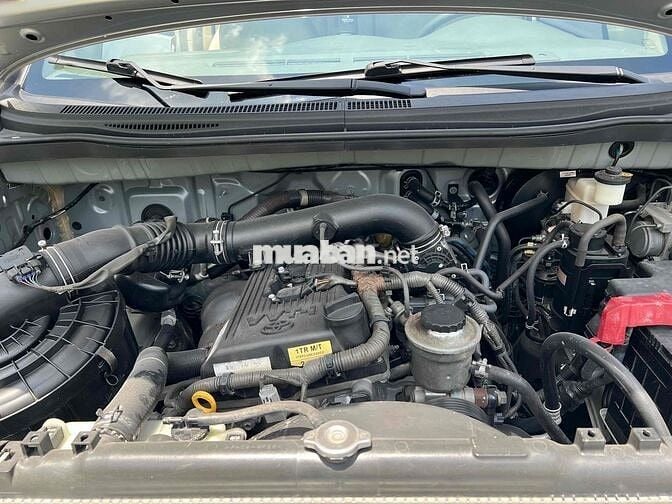 Toyota Innova 2009 G - 98000 km