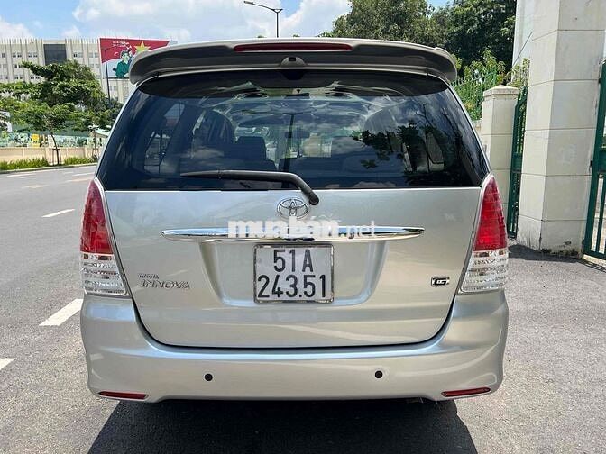Toyota Innova 2009 G - 98000 km