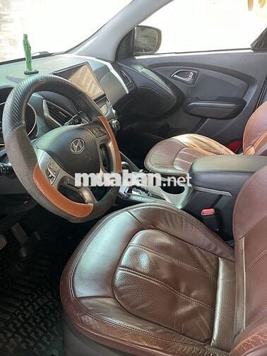 Hyundai Tucson 2011 2.0 AT 4WD - 71000 km
