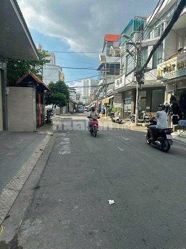 Khách em nợ nần cầm cố căn nhà cho NH giờ đến hẹn đáo hạn NH giá 850tr