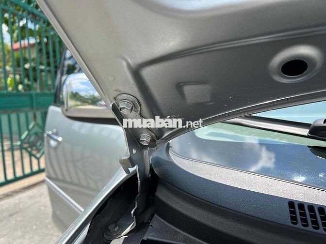 Toyota Innova 2009 G - 98000 km