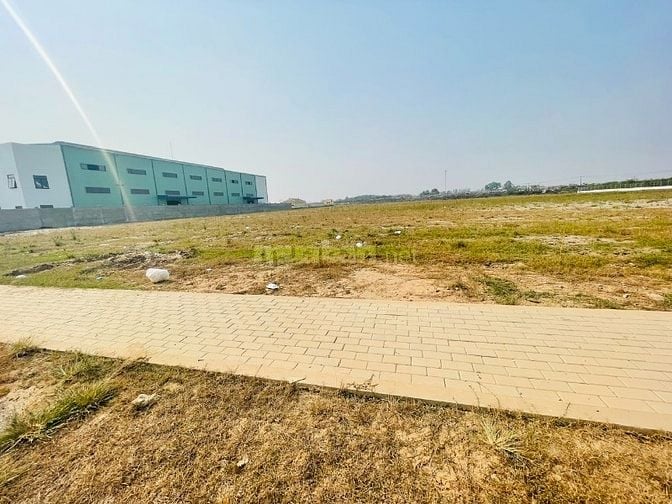 Bán lô đất 5.1ha trong KCN Yên Phong, đã sẵn mặt bằng , xuất hoá đơn đ