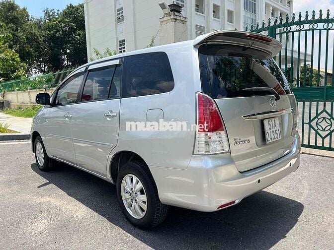 Toyota Innova 2009 G - 98000 km