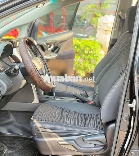 Toyota Innova Venturer 2020 - 119900 km