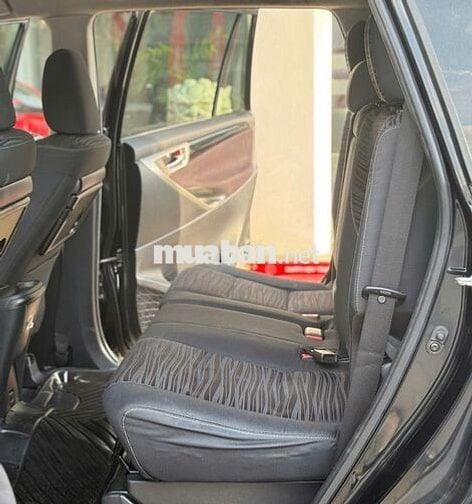 Toyota Innova Venturer 2020 - 119900 km