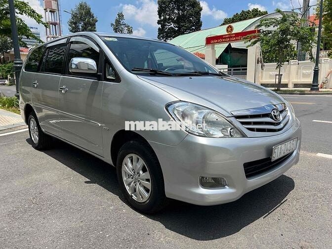 Toyota Innova 2009 G - 98000 km