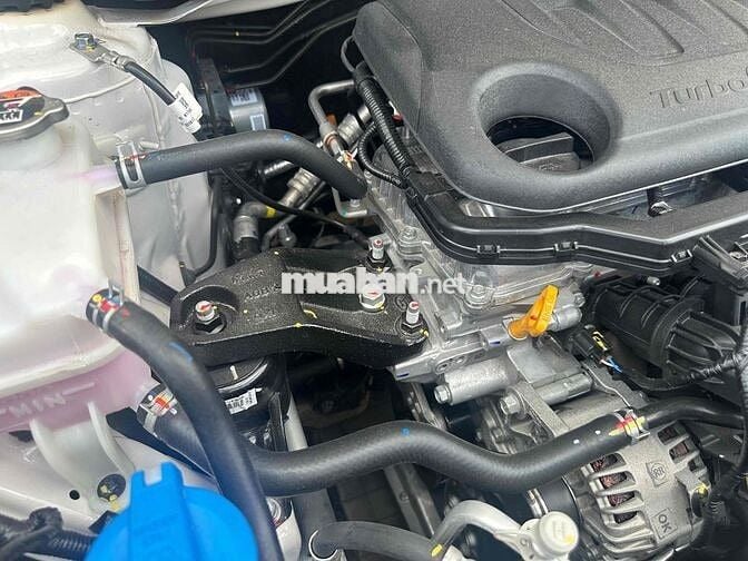 Hyundai Venue 2025 - 2000 km
