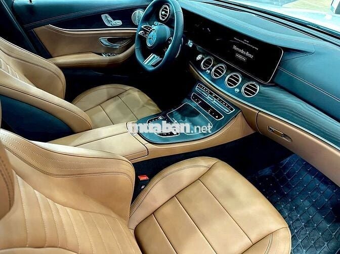 Mercedes Benz E Class 2023 E300 AMG