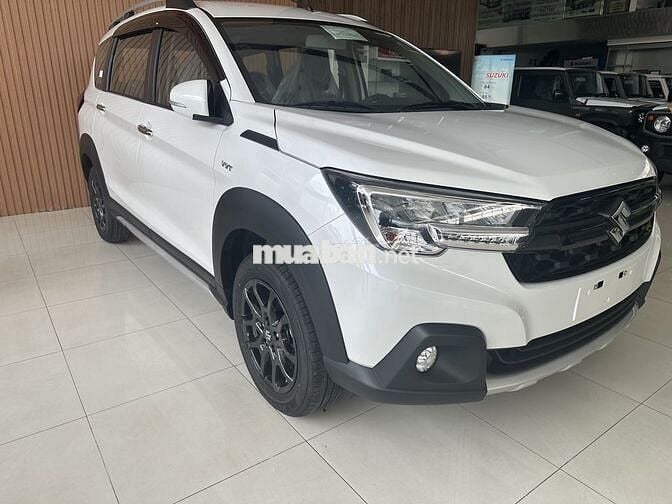 Suzuki XL7 2025 tặng full option hổ trợ nợ xấu