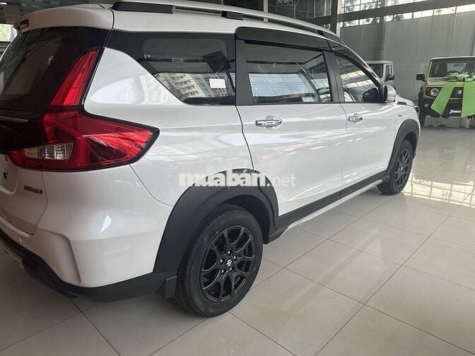 Suzuki XL7 2025 tặng full option hổ trợ nợ xấu