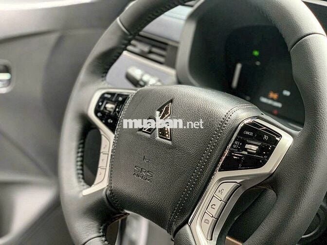 Giảm hơn 100% TB Xpander Cross 7 chỗ