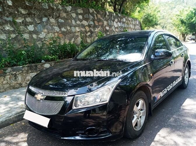Bán xe Cruze 2010 số sàn,giá rẻ,đăng kiểm dài