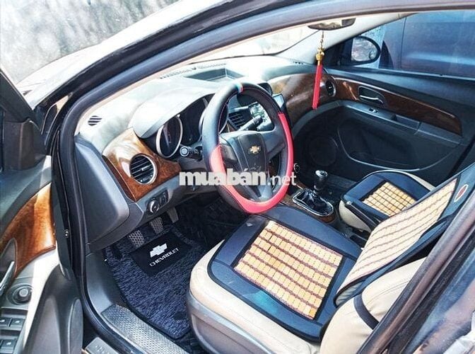 Bán xe Cruze 2010 số sàn,giá rẻ,đăng kiểm dài