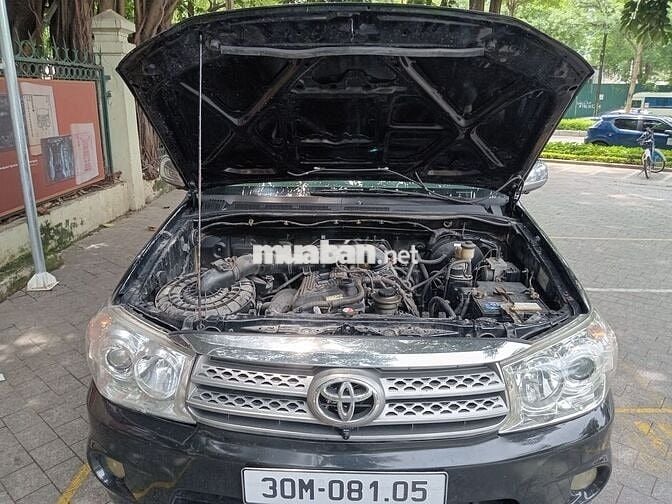 Toyota Fortuner 2009 2.7V 4x4 AT