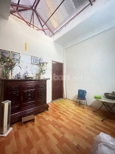 Phùng Chí Kiên, 2 mặt ngõ, 72m2, Ô tô tránh trước nhà, vào nhà