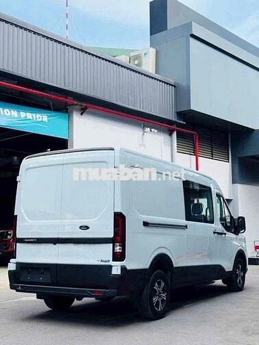 Ford Transit 2025 - Van 5 chổ mới giá rẻ