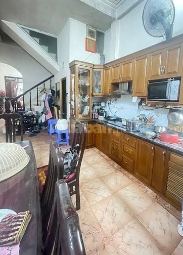 Phùng Chí Kiên, 2 mặt ngõ, 72m2, Ô tô tránh trước nhà, vào nhà