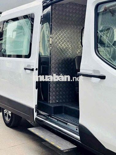 Ford Transit 2025 - Van 5 chổ mới giá rẻ