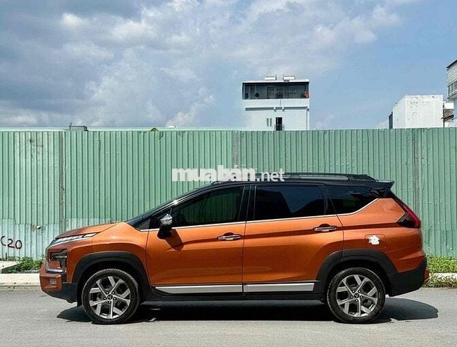 XPANDER CROSS 1.5 2023 LƯỚT 3 VẠN ,HỖ TRỢ VAY 70%