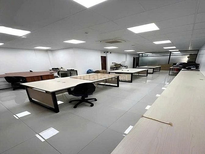 Cho thuê nhà mặt tiền Vườn Lài, P.P.T.Hòa, Q.Tân Phú giá 115tr