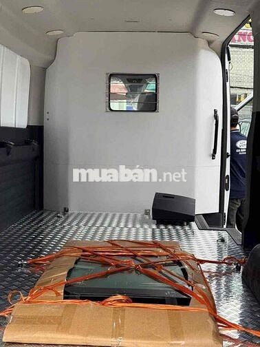 Ford Transit 2025 - Van 5 chổ mới giá rẻ