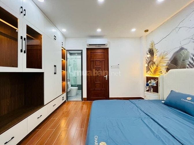 Nhà Tên Lửa - Tỉnh Lộ 10 - Xây 3 Lầu 4 Phòng Ngủ 5Wc Giá Chỉ Hơn 6 Tỷ