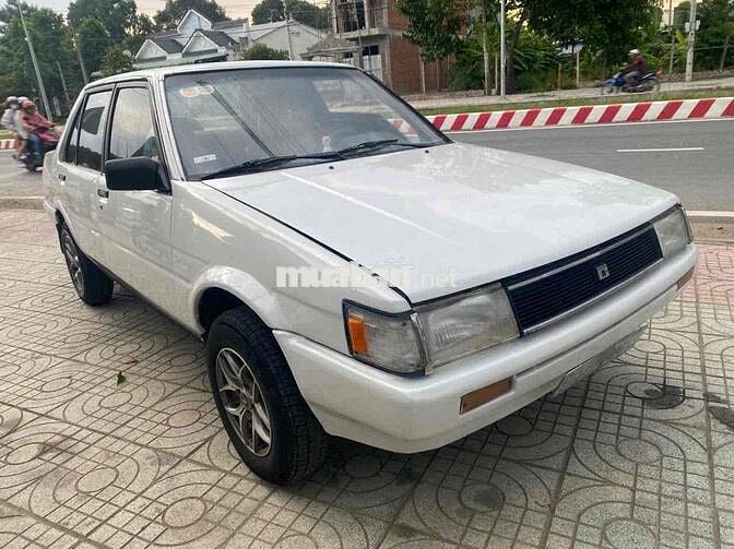 Toyota Corolla tập lái sang tên được