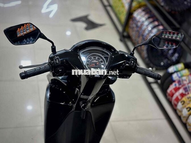 Vision 2023 bánh Lớn Odo5k Lướt ( Hỗ trợ Trả GÓP )