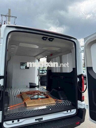 Ford Transit 2025 - Van 5 chổ mới giá rẻ