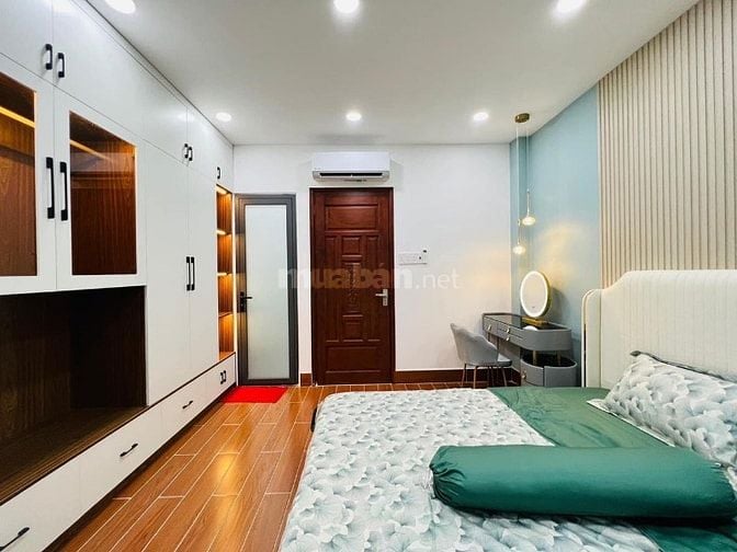 Nhà Tên Lửa - Tỉnh Lộ 10 - Xây 3 Lầu 4 Phòng Ngủ 5Wc Giá Chỉ Hơn 6 Tỷ