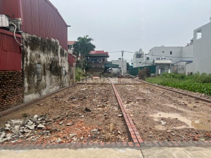 chính chủ bán 80m phun thổ cư mặt tiền 4,66m nở h đất tổ 9 quang minh