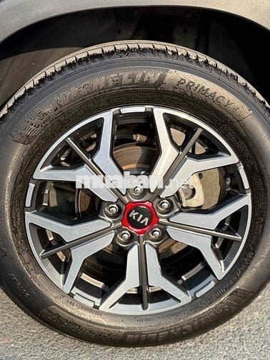 Kia Seltos 2021 Premium 1.4 AT - 67000 km