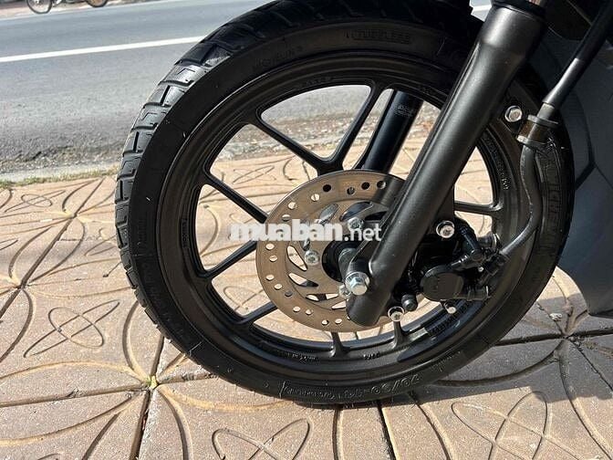 Vario 150 2018 mẫu cũ.